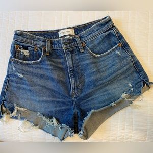 Curve love Abercrombie jean shorts